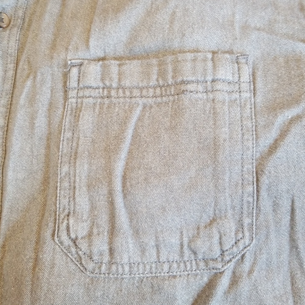 Croft & Barrow button down - Picture 7 of 7